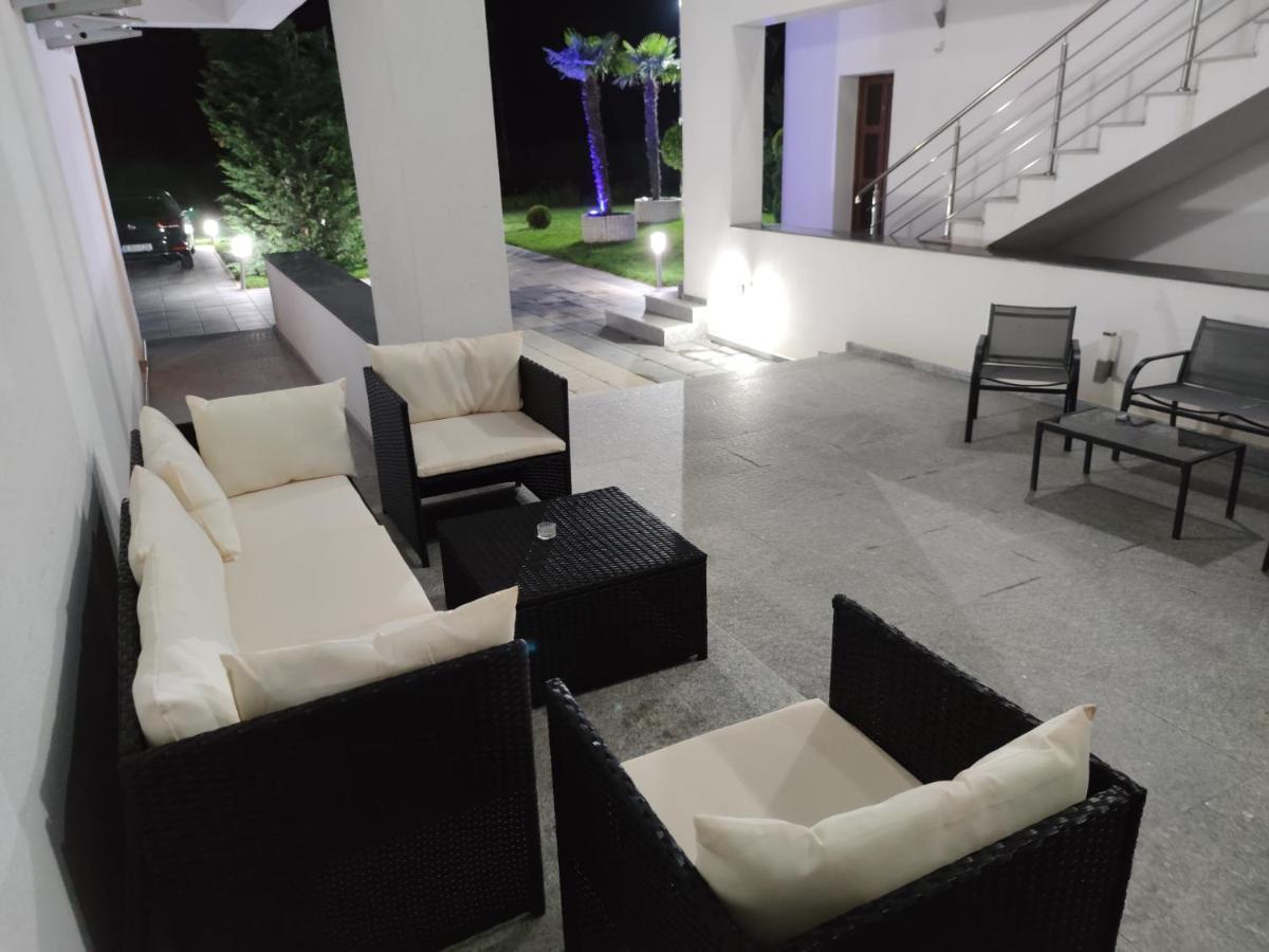 Palm Rezidential Hotel Sebeş Exterior foto