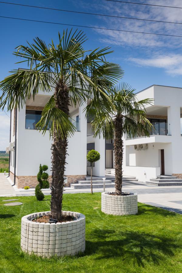 Palm Rezidential Hotel Sebeş Exterior foto